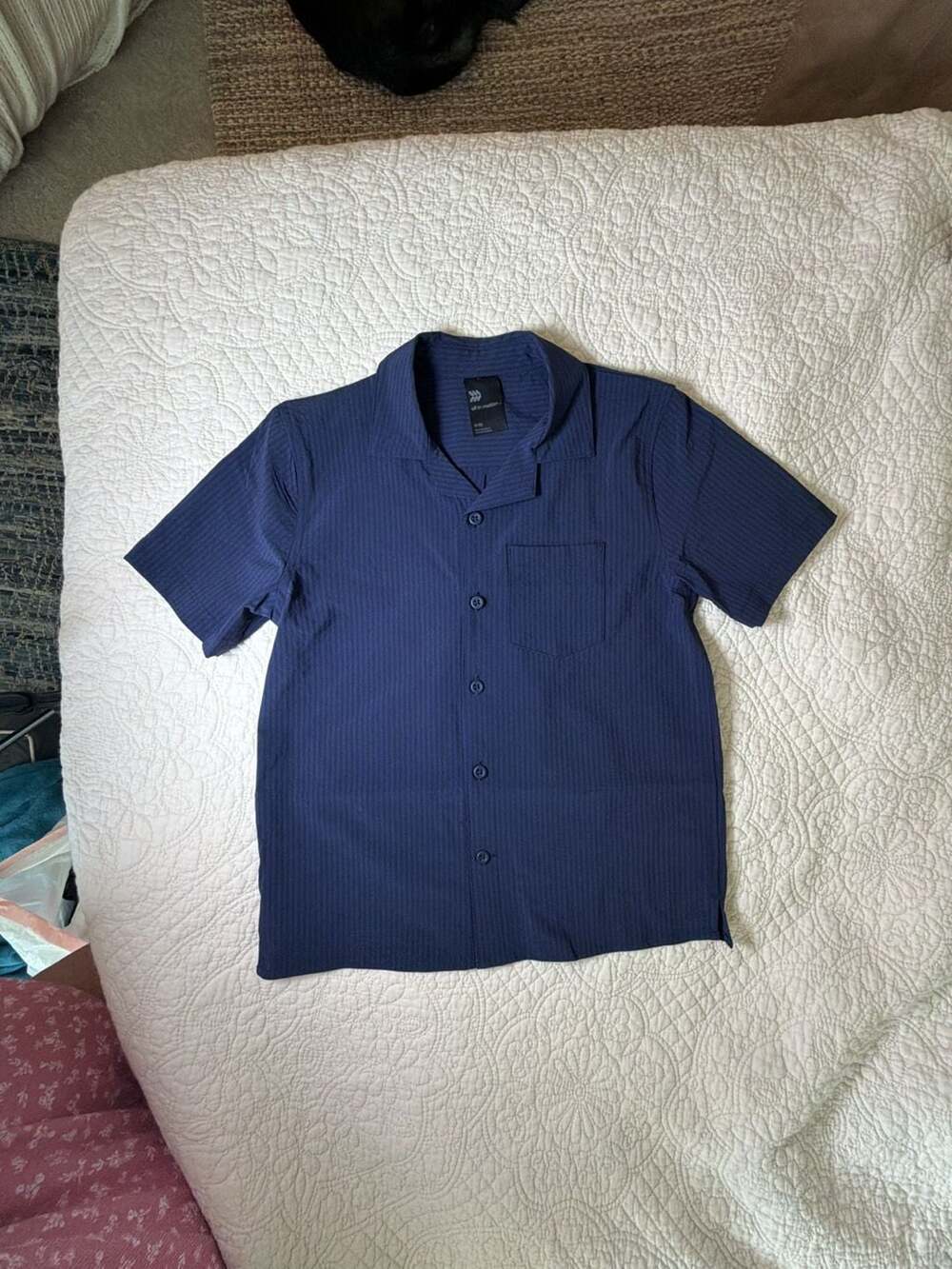 All in Motion Short Sleeve Button Down Shirt Size M (8) Blue